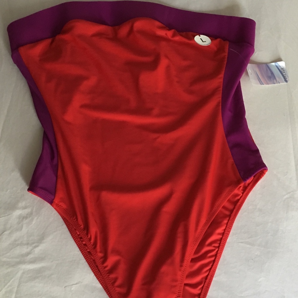 Forever 21 Womens Red one piece bathing suit